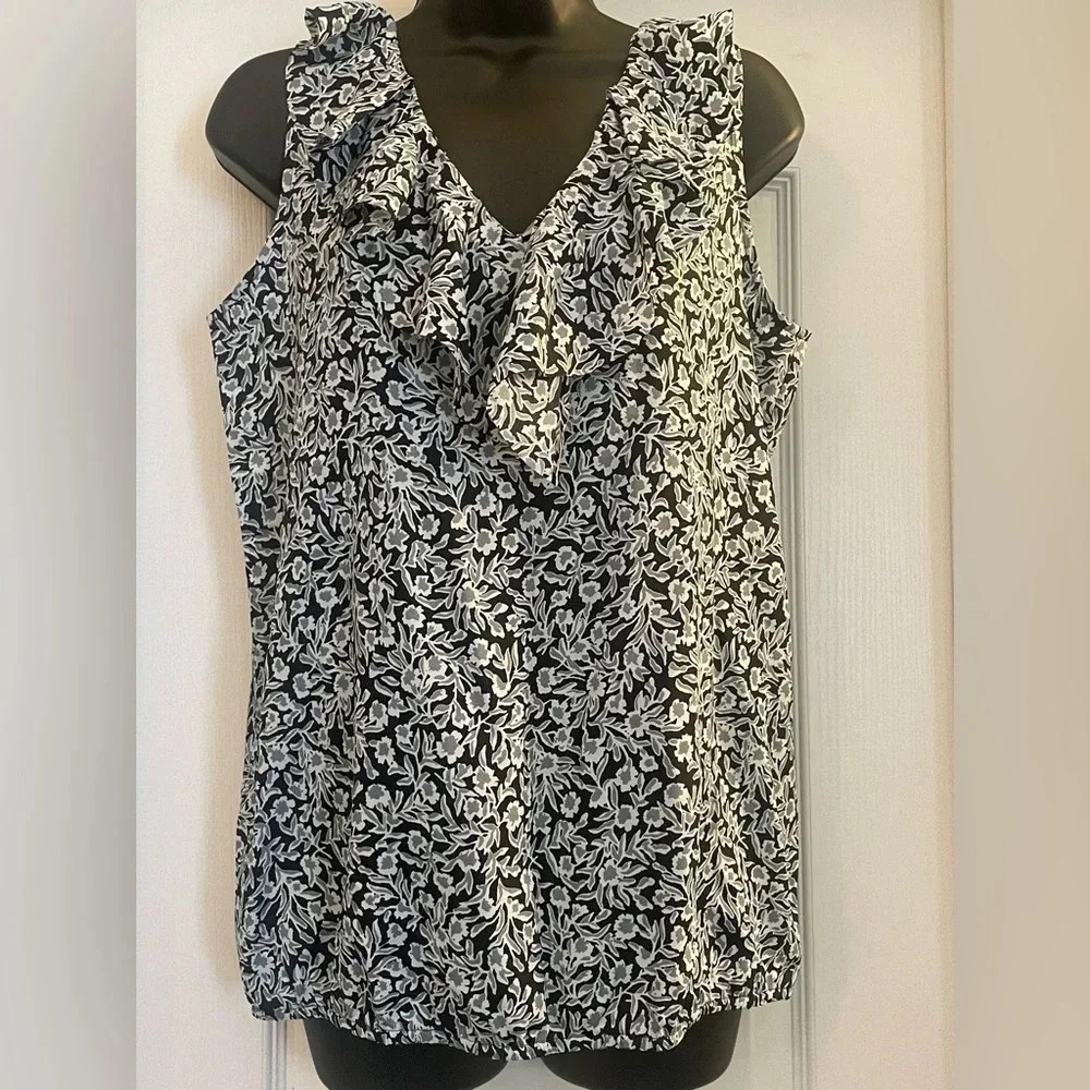 Loft Sleeveless Blouse